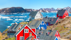 Greenland pauses nuclear programme