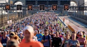 Sydney marathon runners cross harbour bridge in brazen display of antisemitism